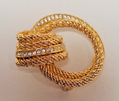 1 Vtg Christian Dior 1970s Knot Brooch & 1 Gold-Tone Intertwined Circle Brooch