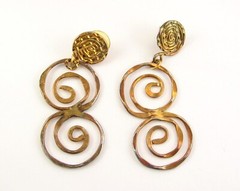 SPIRAL DANGLE EARRINGS Vintage Pierced Post Goldtone Handcrafted Tolarams 2 5/8″