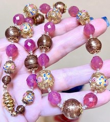 STUNNING Antique Wedding Cake, Pink Opalescent & Aventurine Art Glass Necklace