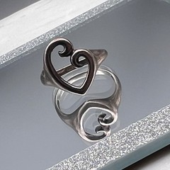 Vintage Sterling Open Heart Sz 8.5 Ring 925 Scroll Love Knot Romantic Estate