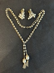 Vintage Gold Tone Faux Pearl Tassel Necklace Cluster Clip Earrings Set