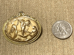 NEW ITEM*LG ELEGANT ART DECO SET MERMAIDS CAMEO BROOCH/PENDANT COMBO-ivy/gold