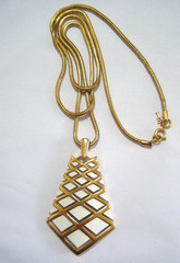 Vintage 70s Trifari Moderne Gold Cage White Enamel Pendant Snake Chain Necklace
