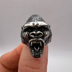 Massive Author’s Vintage Men’s Jewelry Ring Head of Gorilla Marked Size 9.5