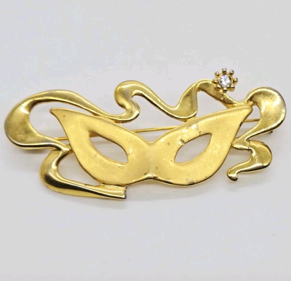 Masquerade Theater Mask Brooch Mardi Gras Pin Gold tone Crystal Accent Vintage