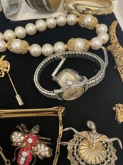 Junk Jewelry FOR CRAFTS WEAR PICS 1 & 2 Necklaces Watches Brooch Some SIGNED #3