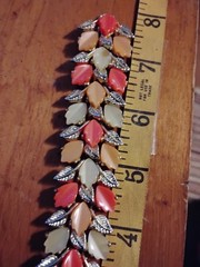 Vintage Lisner Silver tone Filergee Band With Thermoset Autumn Colored Leaves