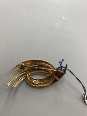 S72 Vintage brooch West Germany, 19k gold plated, new, with tag