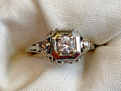 Vtg White Gold Diamond Ring 2.55g Fine Jewelry Size 5.25 Band Clear Stone *READ*