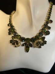 Vintage 1950s Weiss Style Olive Green Olivine Rhinestone Choker Necklace