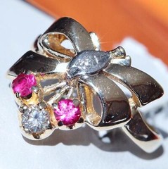 14k multi tone gold 1930’s size 6.5 bow ring 0.39ct treated ruby diamond 3.8gr
