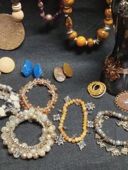 Vintage To Modern Costume Jewlery Lot Earth Tones Necklaces And Bracelets