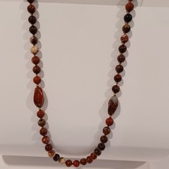 Vtg Long Carnelian Jasper Agate Stone Beaded Necklace 30″ Individually Knotted