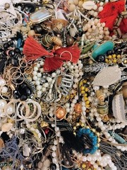 10 Pound Vintage to Modern COSTUME JEWELRY Lot All Wearabe No Junk