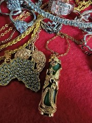 44-Piece Estate Jewelry Collection – Mixed Fashion Jewelry – Rings, Necklaces
