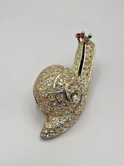 Vintage 1980s Signed ROMAN AUSTRIAN CRYSTALS Silver Tone Snail Brooch Pin