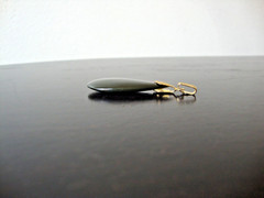 VINTAGE 1970-80s BLACK ONYX TEARDROP PENDANT W/ GOLD FILLED BALE