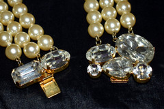 Vintage UNBRANDED Cream Faux Pearl 3 Strand Necklace Clear Glass Stones 20” B1