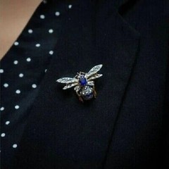 Bee Shape Brooch Pin 2Ct Oval Cut Lab-Created Sapphire 14K Yellow Gold Plated