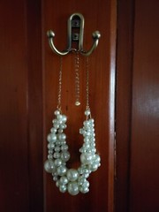 Vintage Faux Pearl Necklace Champagne Bubbles White Costume Jewelry Signed