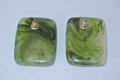 Vintage Green Swirl Translucent Plastic Lucite 1.25″ Pierced Earrings