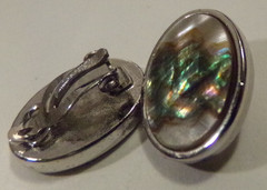 VTG WHITING AND & DAVIS SILVER PLATE OVAL ABALONE SHELL CLIP ON EARRINGS 3/4″
