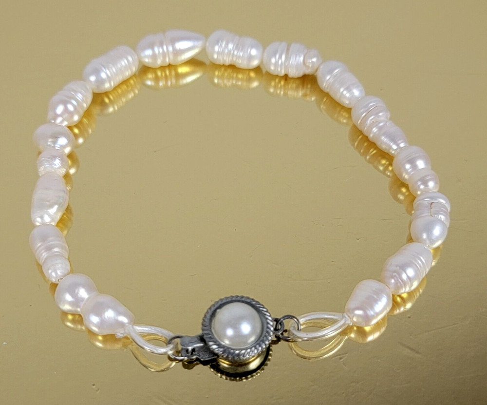 Vintage White Baroque Pearl Bracelet 8.5 In Silver Tone Box Clasp Beauty Nature