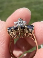 VINTAGE Y. GOLD GENUINE DIAMOND BLUE SAPPHIRE COCKTAIL RING 5.5 BAGUETTE MARQUIS