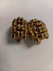 Vintage Hoop Y2K Clip-On Earrings 1980-1990’s Design Era Fashion Jewelry Casual