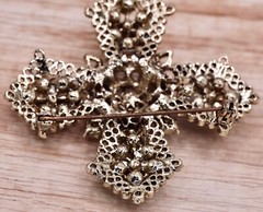 Unsigned Lisner Maltese Cross Brooch Pin Jet Rhinestone Antiqued Gold Tone