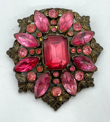 VTG Czech Art Deco Pink Rhinestone stamped Pot Metal filigree Dress Fur clip