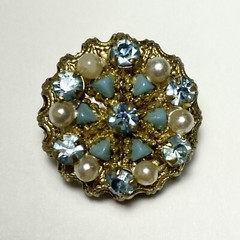 Vintage Jewelry Clip On Gold Tone Round Earrings Made In Austria