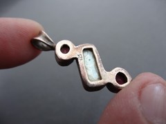 VINTAGE STERLING RETRO BAROQUE PEARL OVAL PEAR GARNET PENDANT
