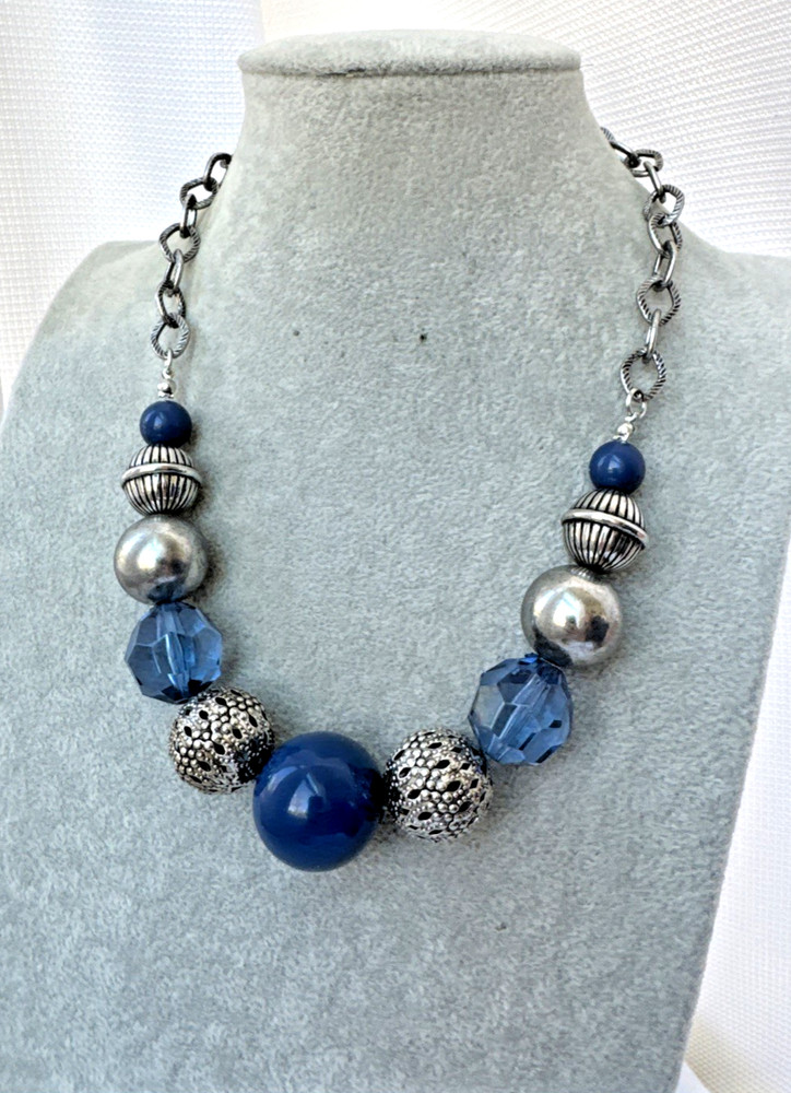 y2k 1990 2000s Modernist chunky Jewelry VTG Blue Silver textured metal necklace