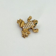 Vintage Clear Rhinestone Green Eyed Frog Gold Tone Brooch Pin