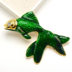 VINTAGE SPHINX STAMPED 1159 GREEN ENAMEL FIGURAL GOLDFISH BROOCH
