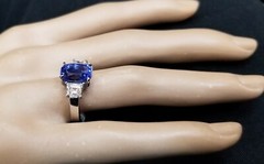 18K White Gold Engagement Ring 5.50CT. Flawless Natural Blue Sapphire Cushion