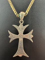 925 Sterling Silver Gothic Maltese Cross Pendant Gold Tone Green Inset Necklace