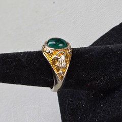 Vintage Army Victory Ring Green Cabochon Gold Tone Size 4.5 Military Patriotic