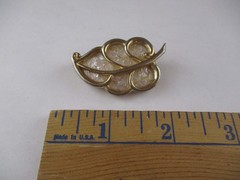 Vintage Barclay Brooch Necklace Jewelry Set Mother of Pearl Shell Wings Leaf