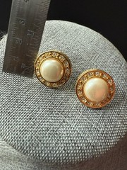 Vintage Faux Pearl Liz Claiborne Pierced Earrings Gold Tone Cocktail Career