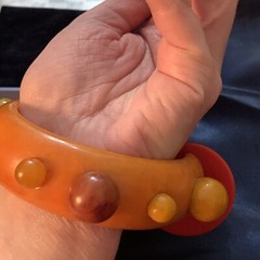 VTG OOAK ONE OF A KIND BAKELITE YELLOW RED DISC BALL GREEN BRACELET AS IS