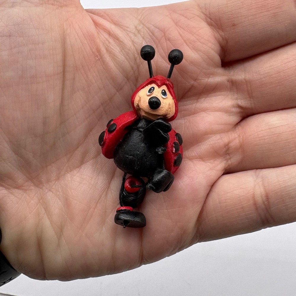 Vintage Resin Ladybug Brooch Red Black Dangle Leg Whimsical Insect Pin J109