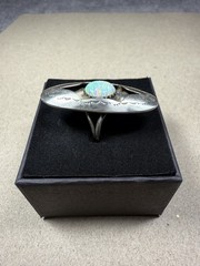 Beautiful Vintage Southwest Sterling Silver Opal Cabochon Ring Sz 5.25