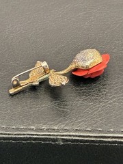 Vintage MCM 3D Matte Red Enamel Rose Brooch Pin Gold Tone Textured Stem Flower