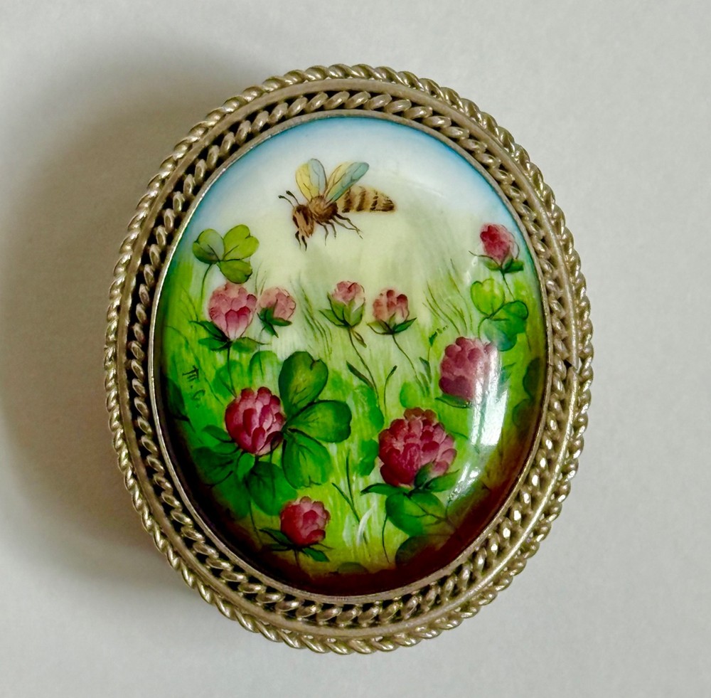 RARE Russian Rostov Finift Filigree Enamel Hand Painted Floral Bee Brooch / Box