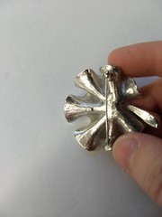 Sarah Coventry Silver Tone Rolling Leaf Pin Brooch Vintage Glam Nature