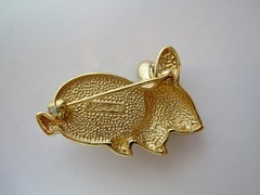 KREMENTZ Rabbit Bunny PIN BROOCH Faux Pear Crystal Yellow Gold Tone Pink Eyes