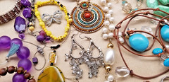 Estate Vintage Junk Drawer Jewelry Lot Unsearched Untested Repair Craft