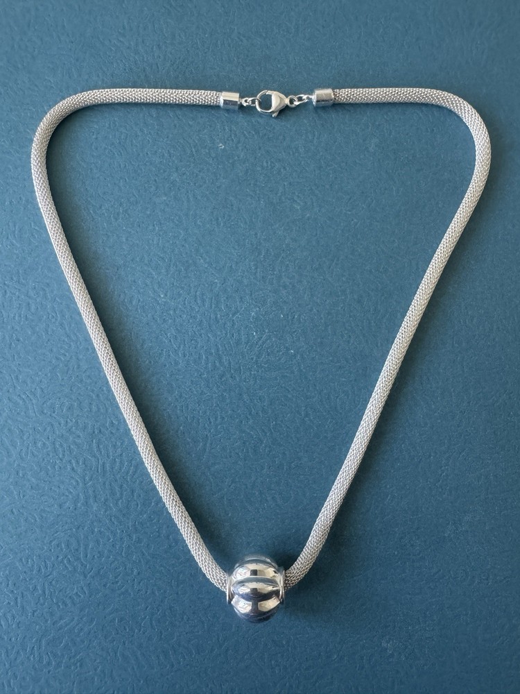 VINTAGE.925 STERLING SILVER MESH SNAKE SKIN LINK NECKLACE WITH SLIDING PENDANT